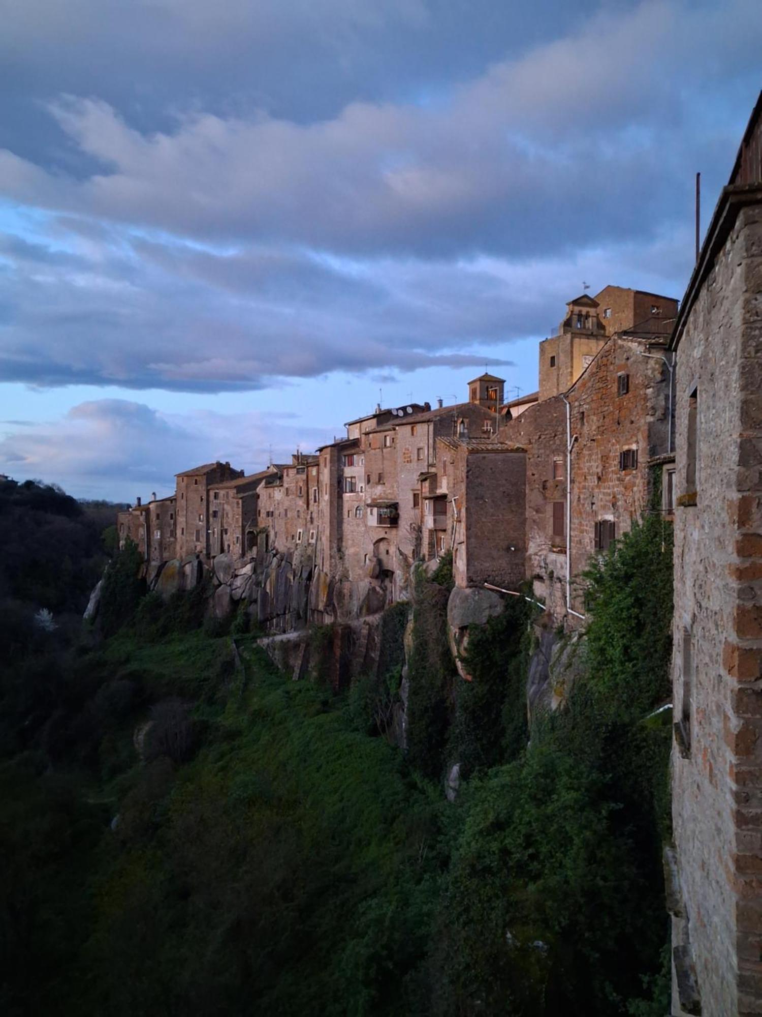 Sospesi Nel Borgo Vitorchiano Exteriér fotografie