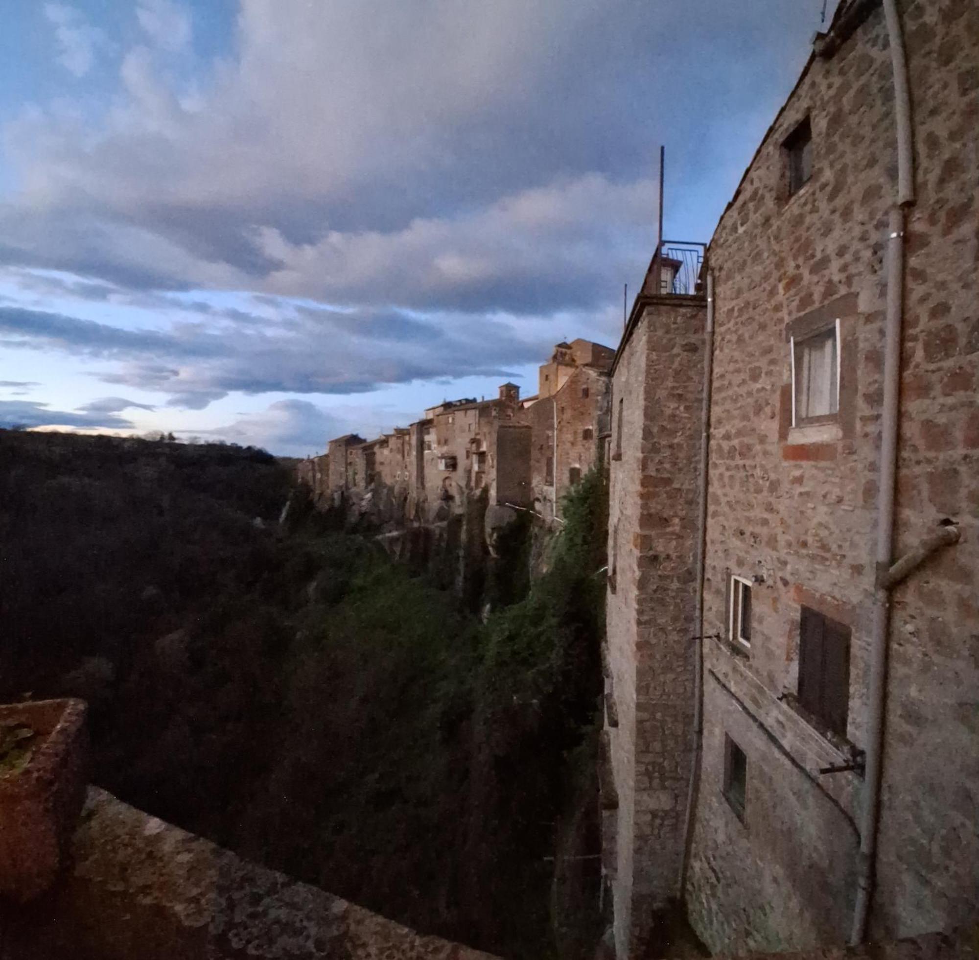 Sospesi Nel Borgo Vitorchiano Exteriér fotografie