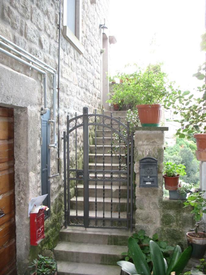 Sospesi Nel Borgo Vitorchiano Exteriér fotografie