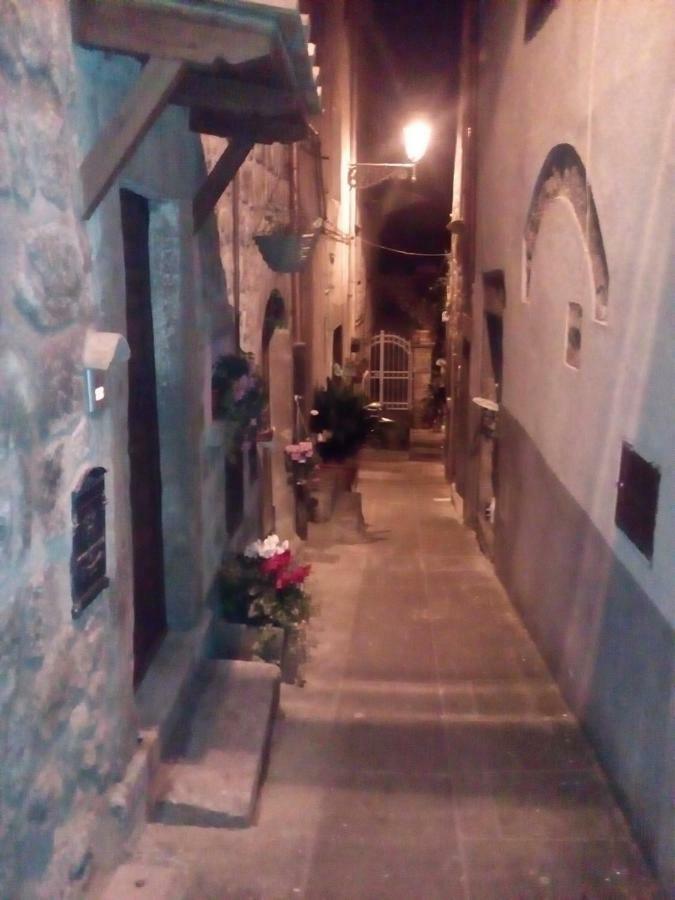 Sospesi Nel Borgo Vitorchiano Exteriér fotografie